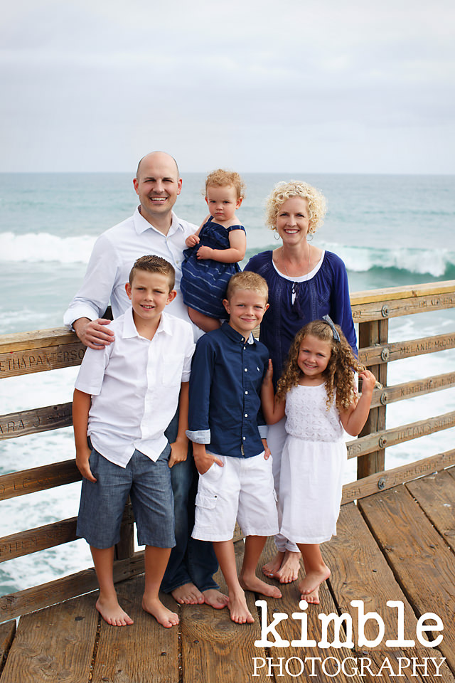 Hansen Family Portraits at Oceanside Pier